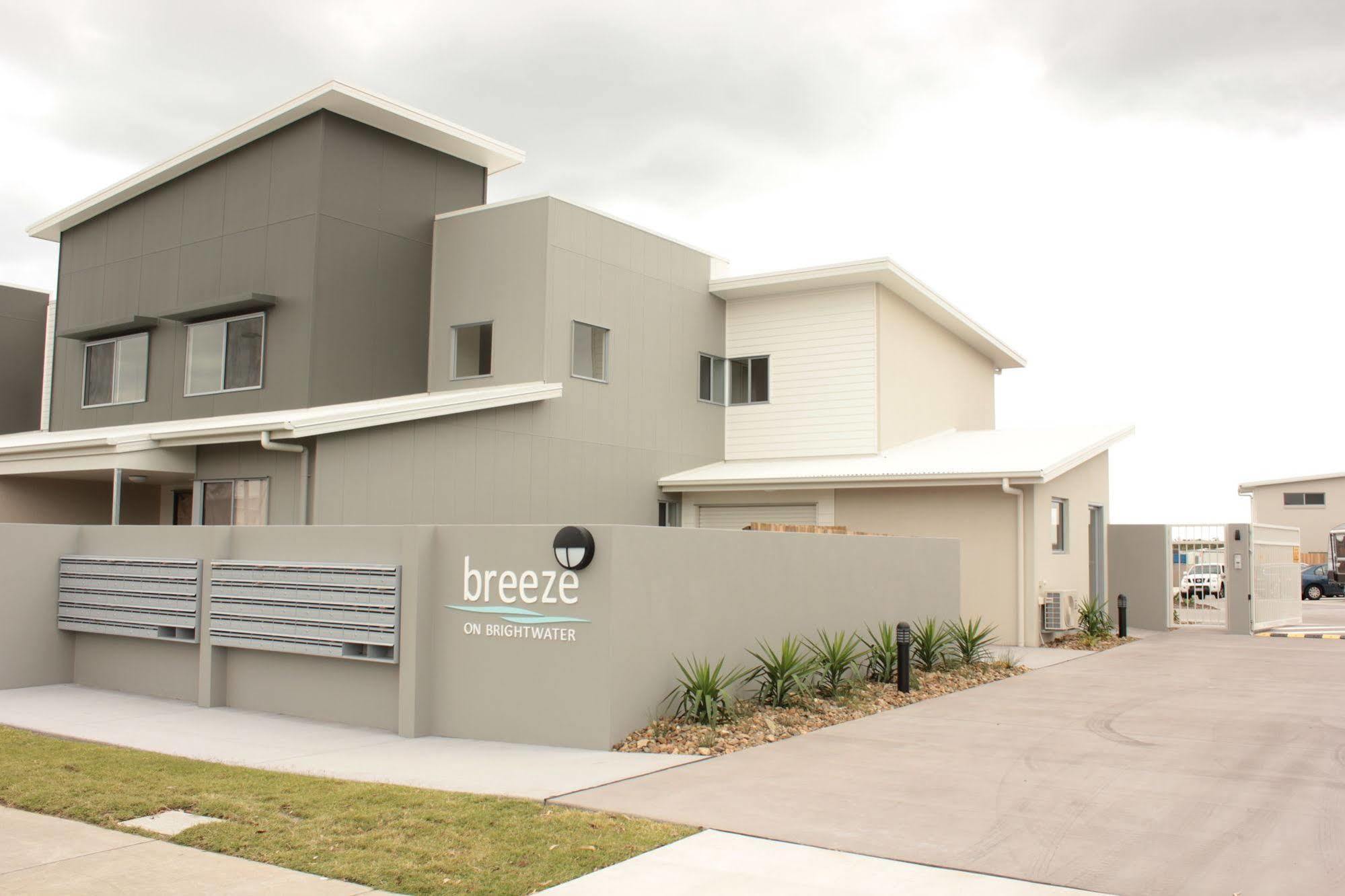 Direct Collective - Breeze On Brightwater Aparthotel Mooloolaba Exterior photo