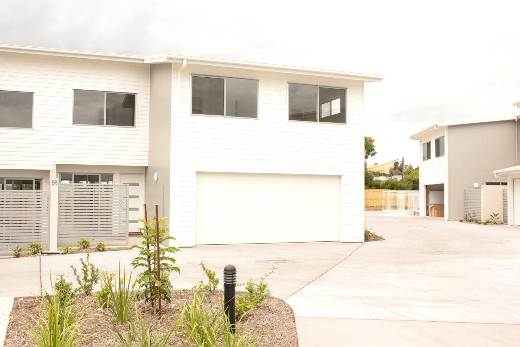 Direct Collective - Breeze On Brightwater Aparthotel Mooloolaba Exterior photo